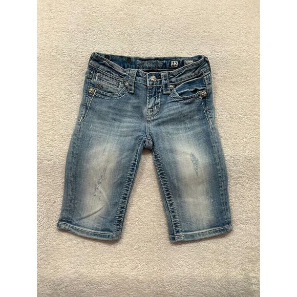 Miss Me Girls Bling‎ Wing Flap Rhinestones Distressed Bermuda Shorts 12 - Picture 1 of 8